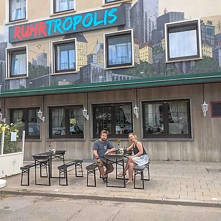 Ruhrtropolis Хостел Эссен